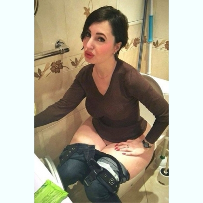 Lu           